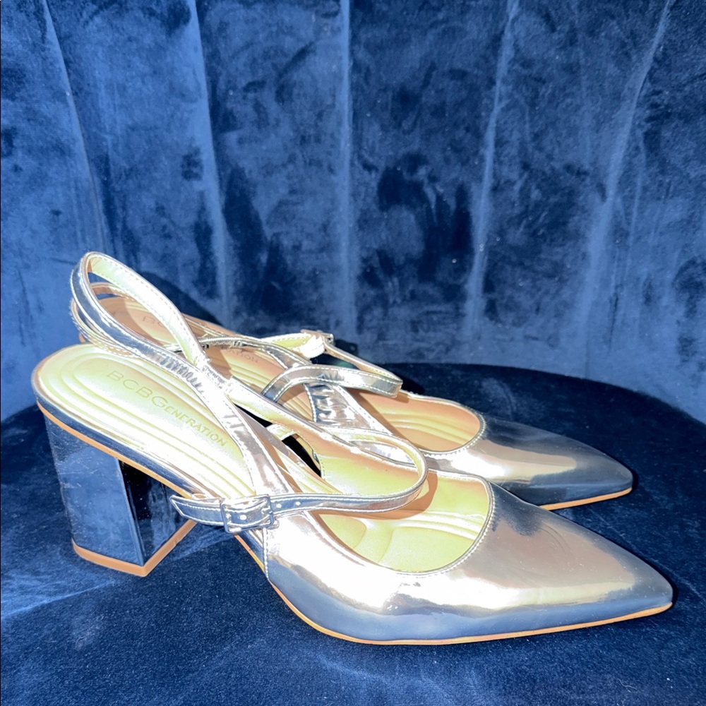 Bcbgeneration Elegant Silver Block Heel Slingback… - image 1